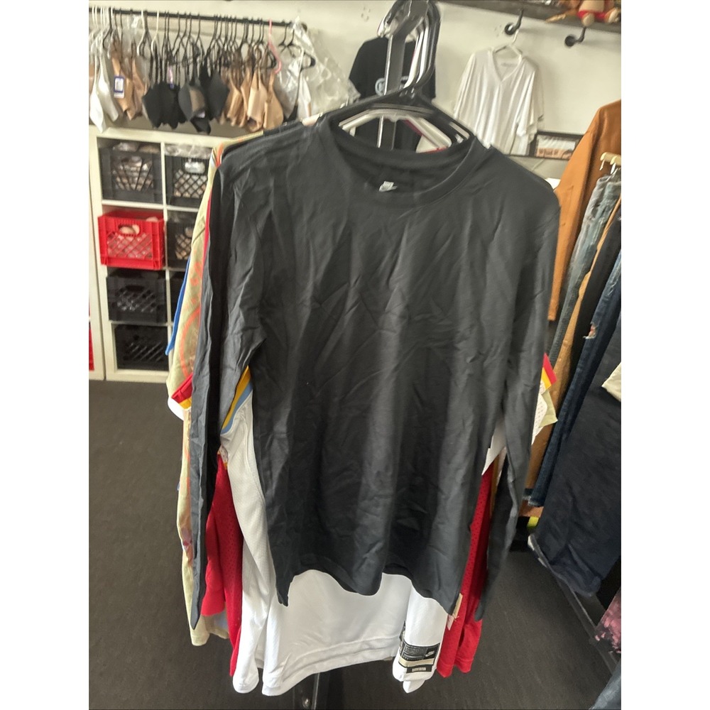 Nike Men's Black Long Sleeve The Nike Tee New SZ SM NWT